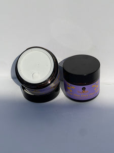 Glow They Envy face mask.
